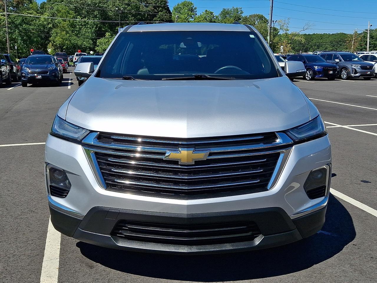 2022 Chevrolet Traverse AWD LT Leather
