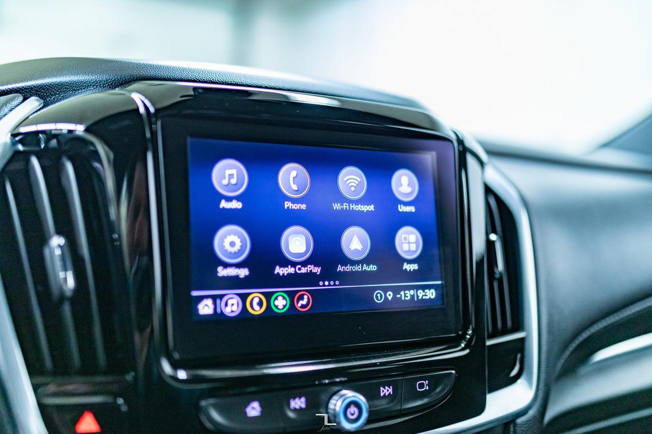 2022 Chevrolet Traverse AWD LT PSeat BCam 3rd Row Red Deer AB