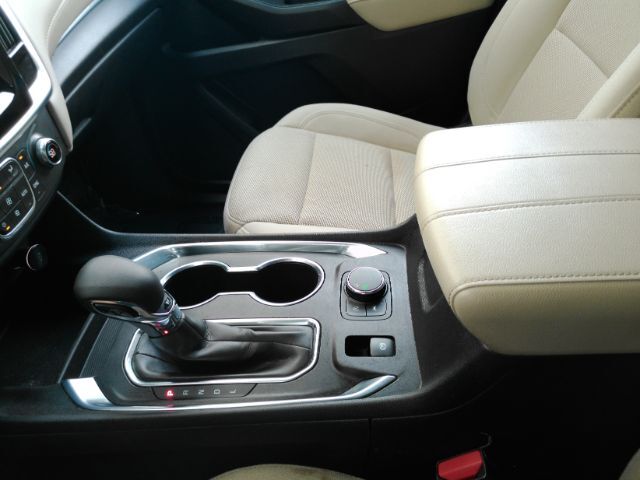 2022 Chevrolet Traverse FWD LS Plano TX