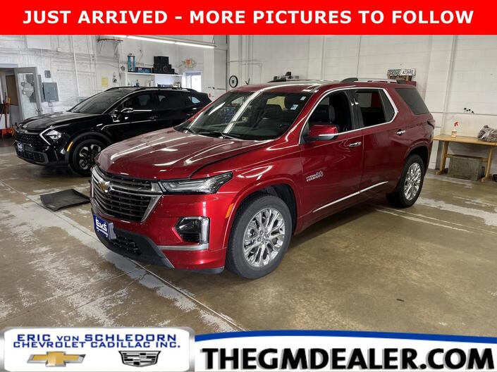 2022 Chevrolet Traverse High Country AWD w/AdaptiveCruise DualSunroof Nav 20sChromes HtdCldMemLthr HD-SurroundVision Milwaukee WI