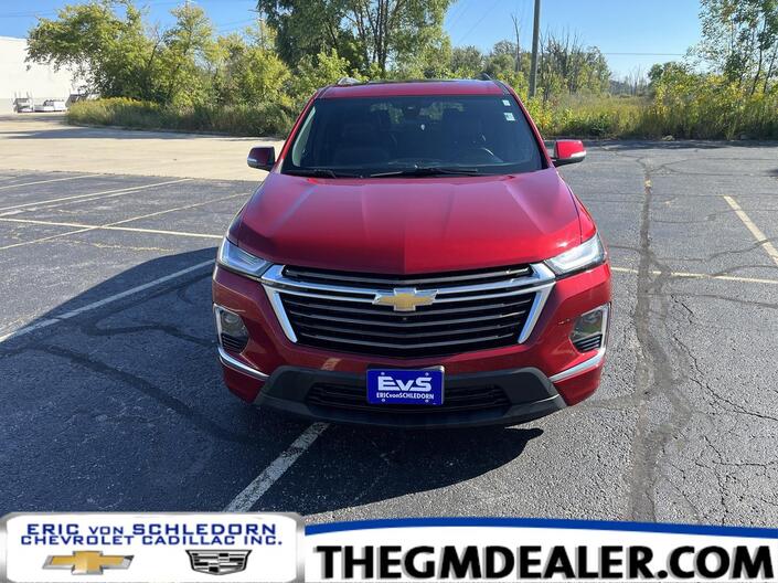 2022 Chevrolet Traverse High Country AWD w/AdaptiveCruise DualSunroof Nav 20sChromes HtdCldMemLthr HD-SurroundVision Milwaukee WI
