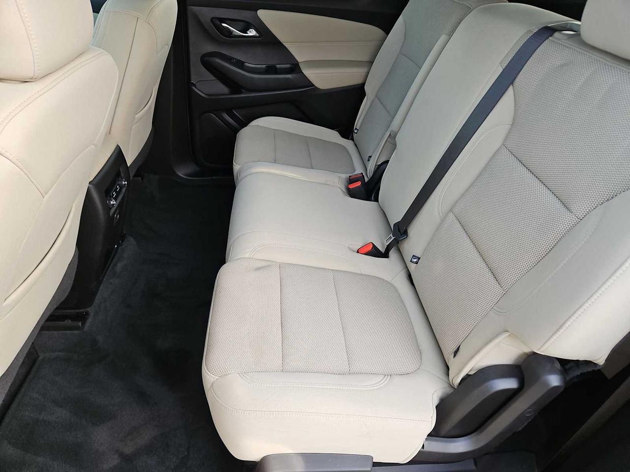 2022 Chevrolet Traverse LS Irving TX