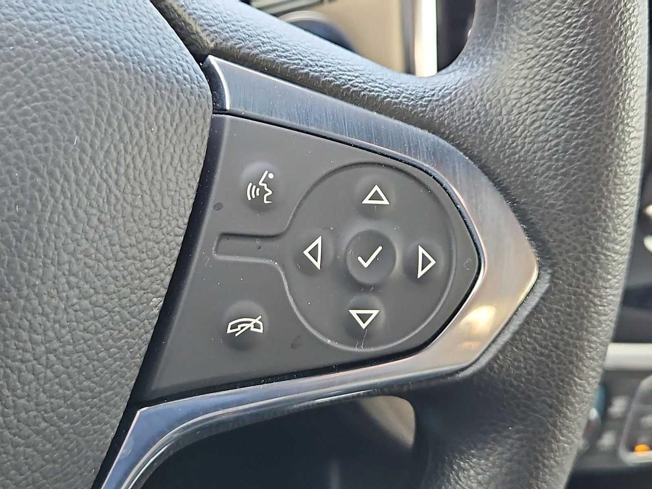 2022 Chevrolet Traverse LS Irving TX