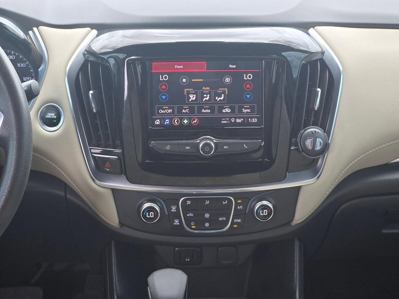 2022 Chevrolet Traverse LS Castroville TX