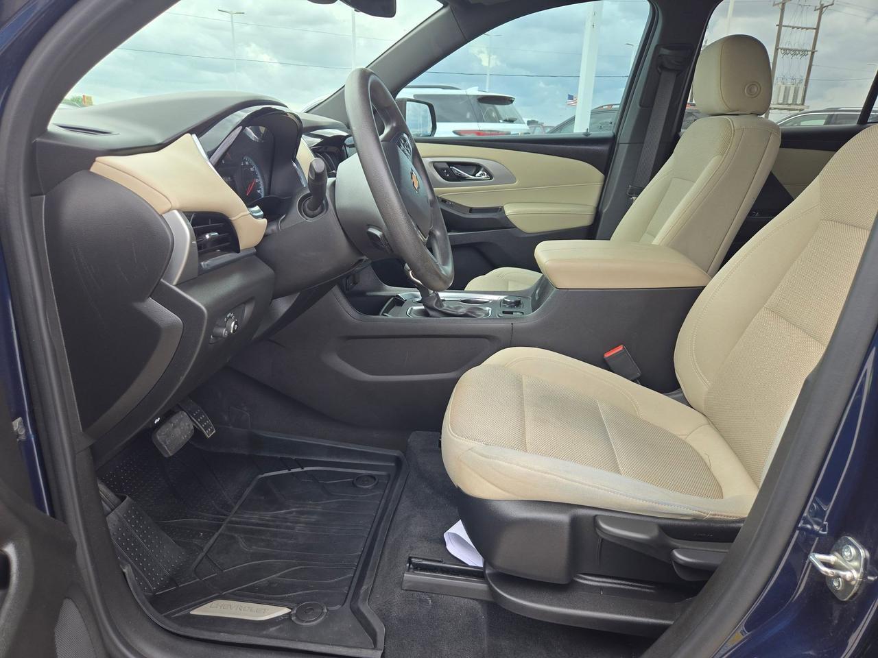 2022 Chevrolet Traverse LS Castroville TX