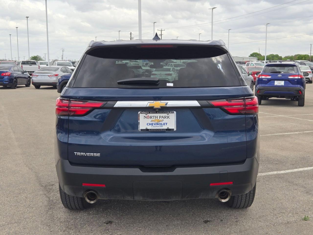 2022 Chevrolet Traverse LS Castroville TX