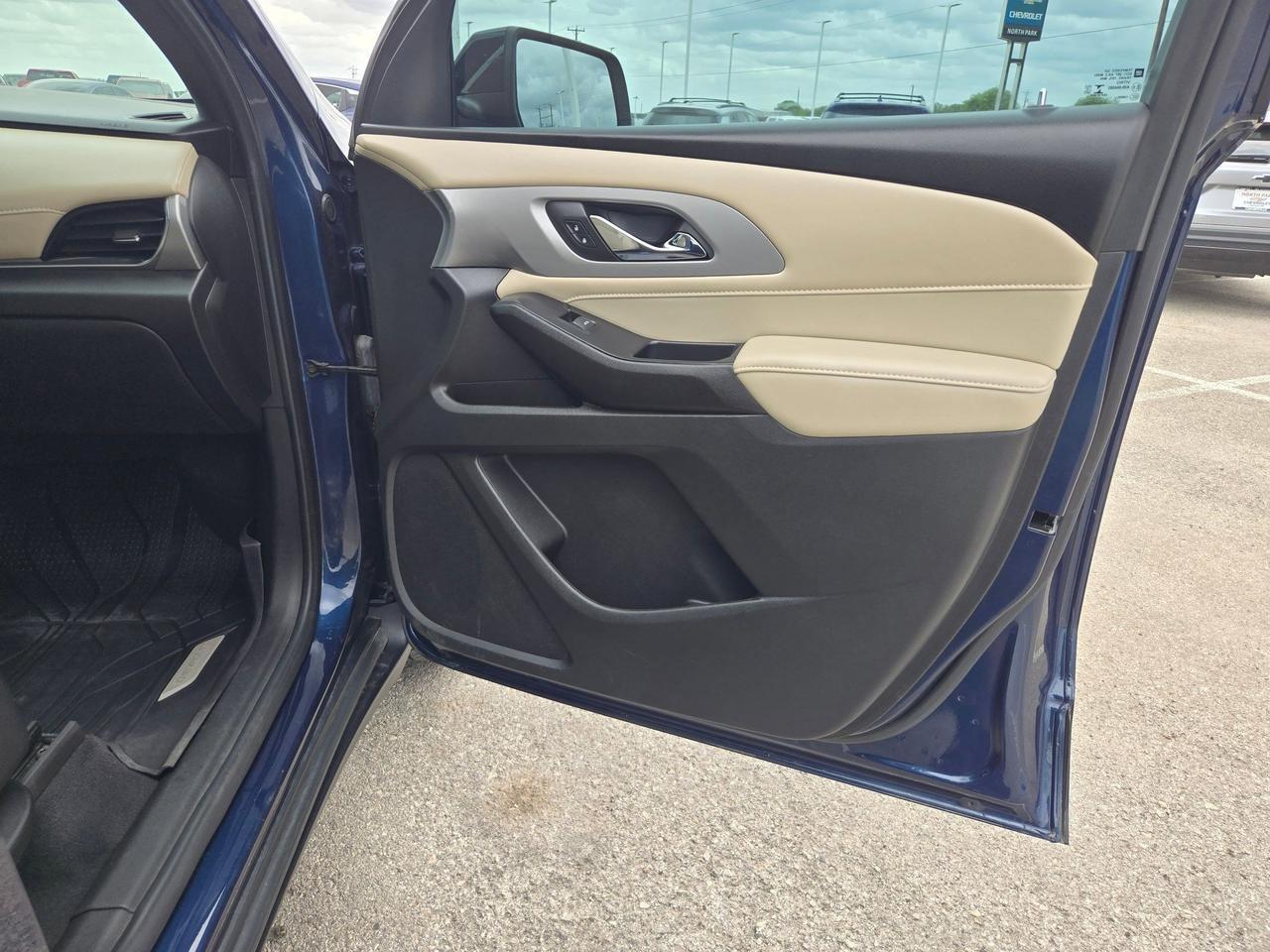 2022 Chevrolet Traverse LS Castroville TX