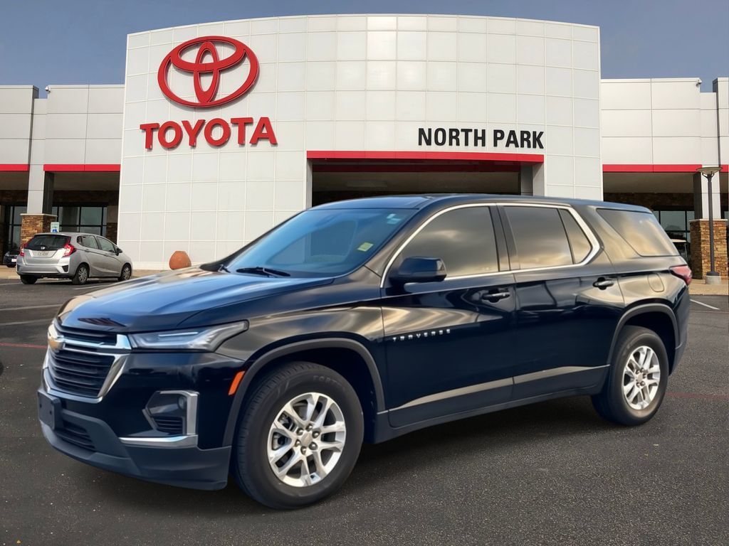 2022 Chevrolet Traverse LS