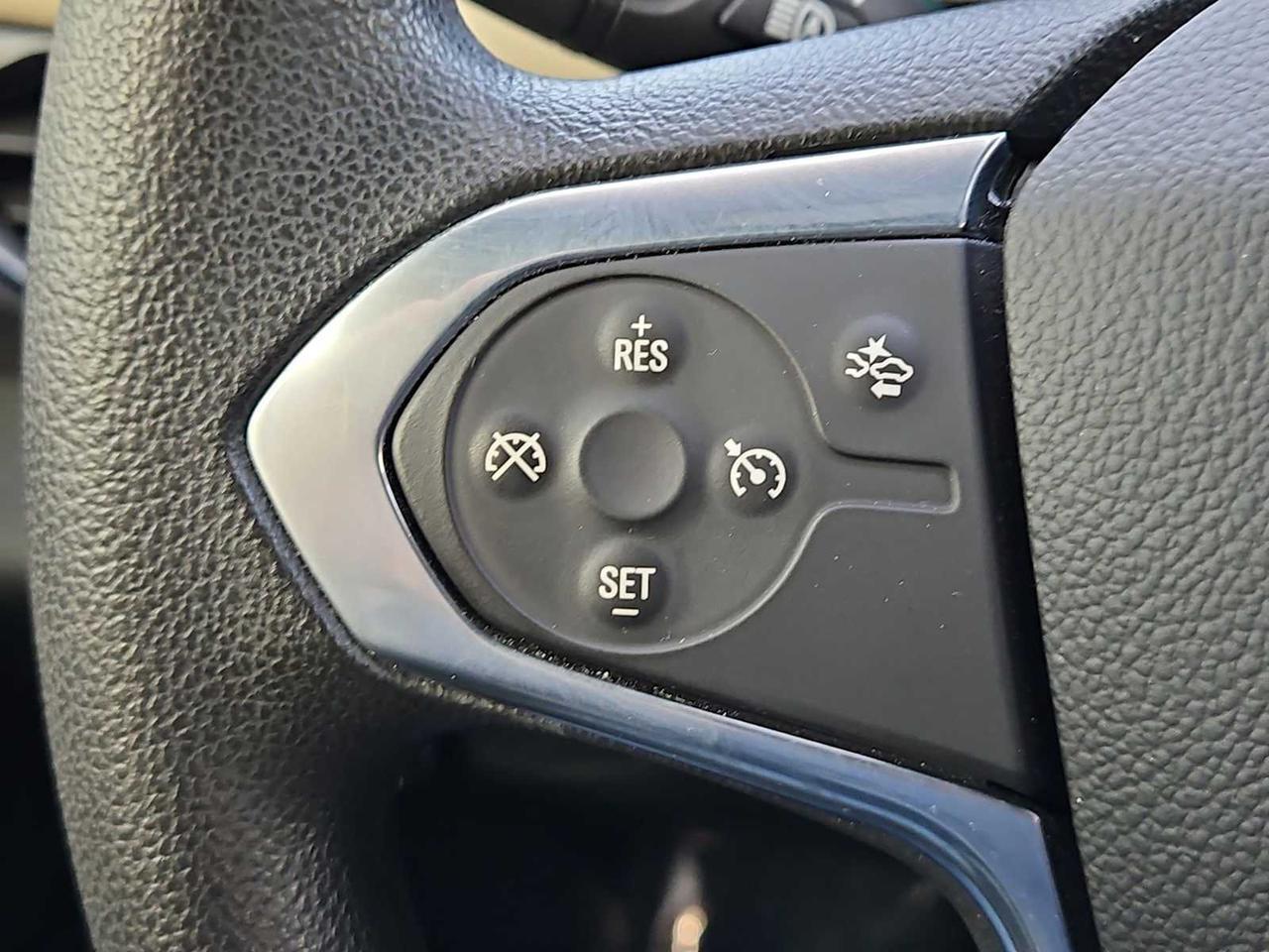 2022 Chevrolet Traverse LS Irving TX