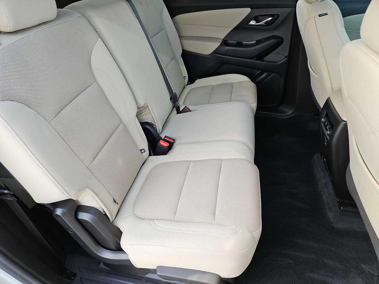 2022 Chevrolet Traverse LS Irving TX