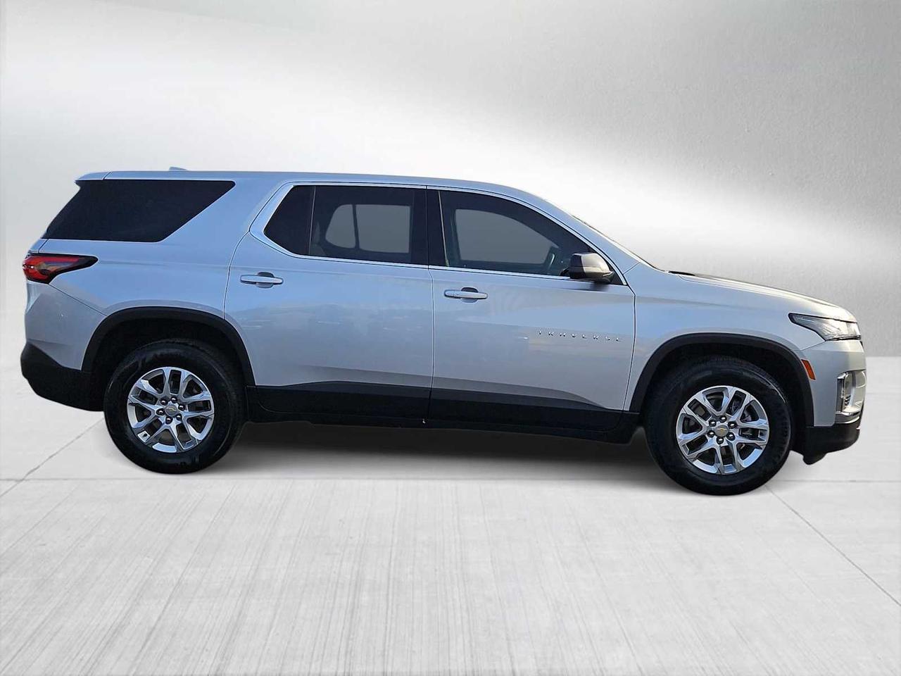 2022 Chevrolet Traverse LS Irving TX