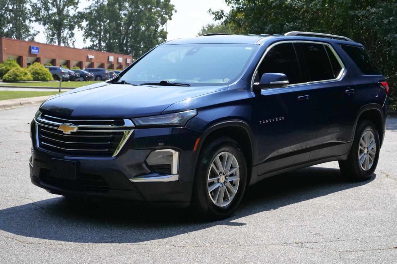 2022 Chevrolet Traverse LT / AWD / Leather / Heated Front Seats High Point NC