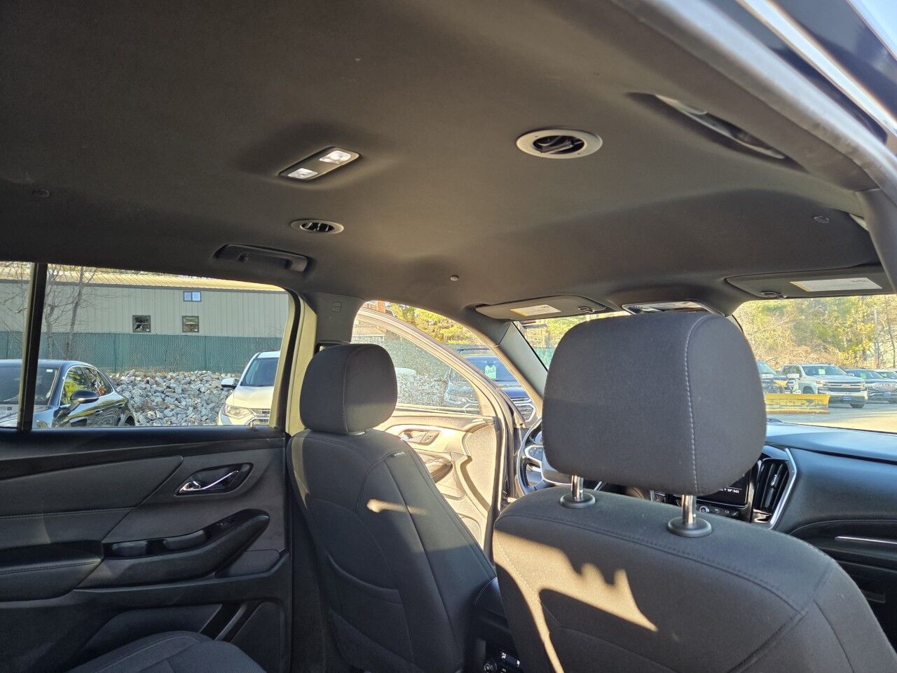 2022 Chevrolet Traverse LT Cloth Charlton MA