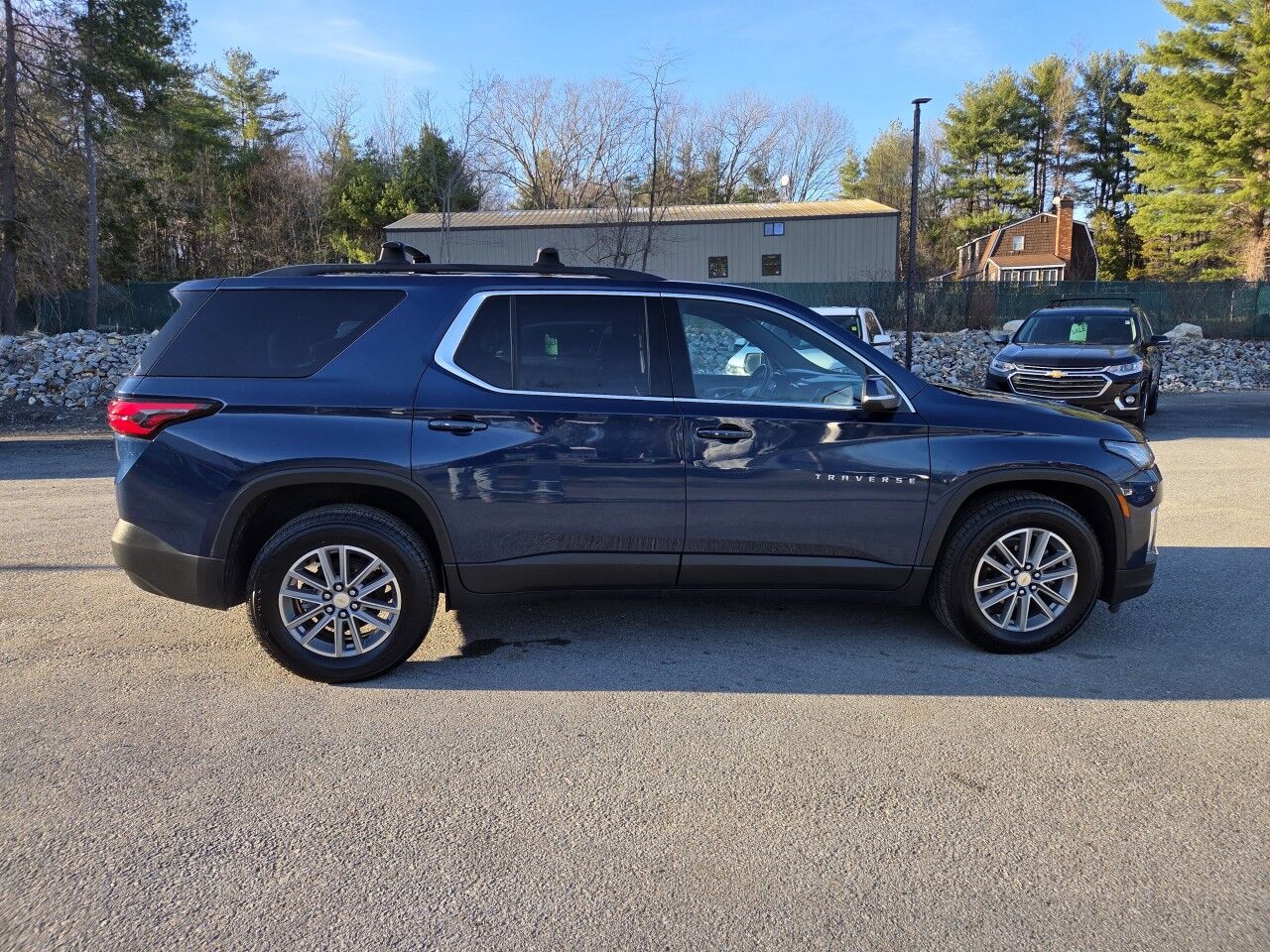 2022 Chevrolet Traverse LT Cloth