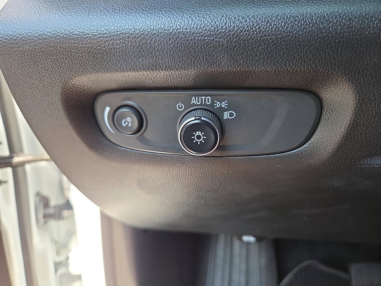 2022 Chevrolet Traverse LT Cloth Hamburg PA