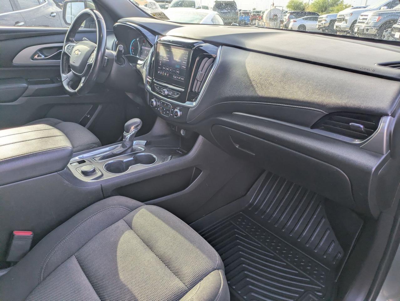 2022 Chevrolet Traverse LT Cloth Castroville TX