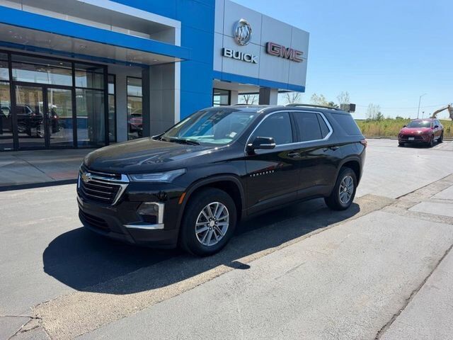 2022 Chevrolet Traverse LT Cloth