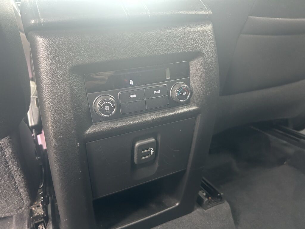 2022 Chevrolet Traverse LT Crestwood KY
