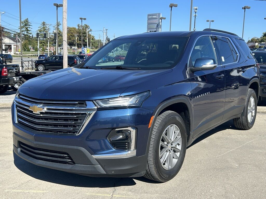 2022 Chevrolet Traverse LT