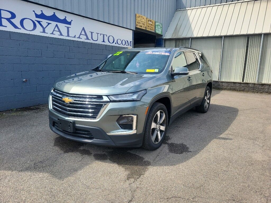 2022 Chevrolet Traverse LT Leather