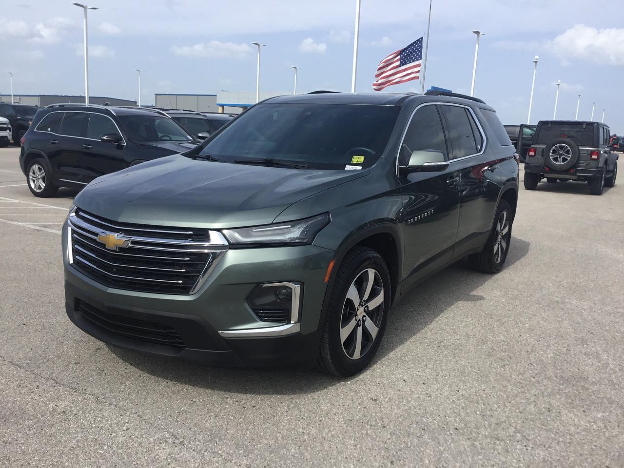 2022 Chevrolet Traverse LT Leather