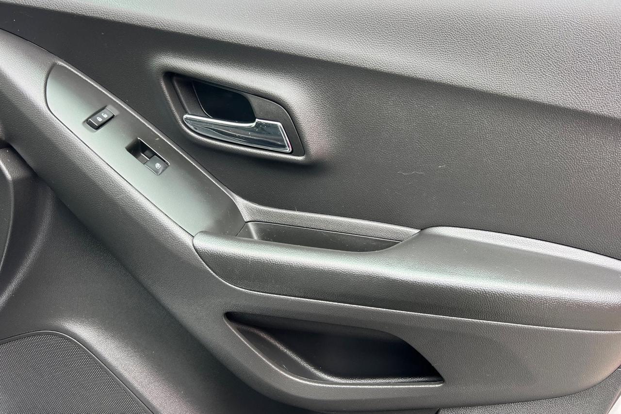 2022 Chevrolet Trax LS Roseville CA