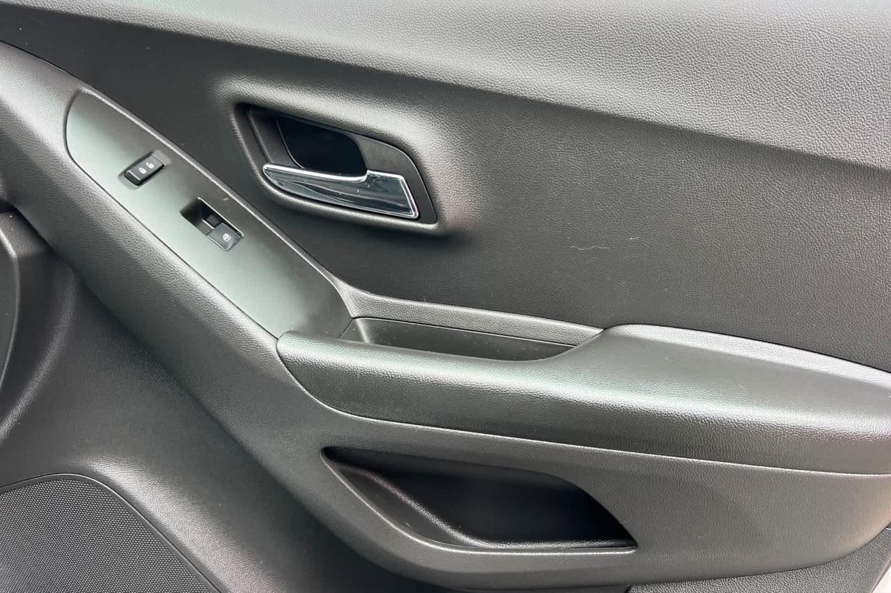 2022 Chevrolet Trax LS Roseville CA