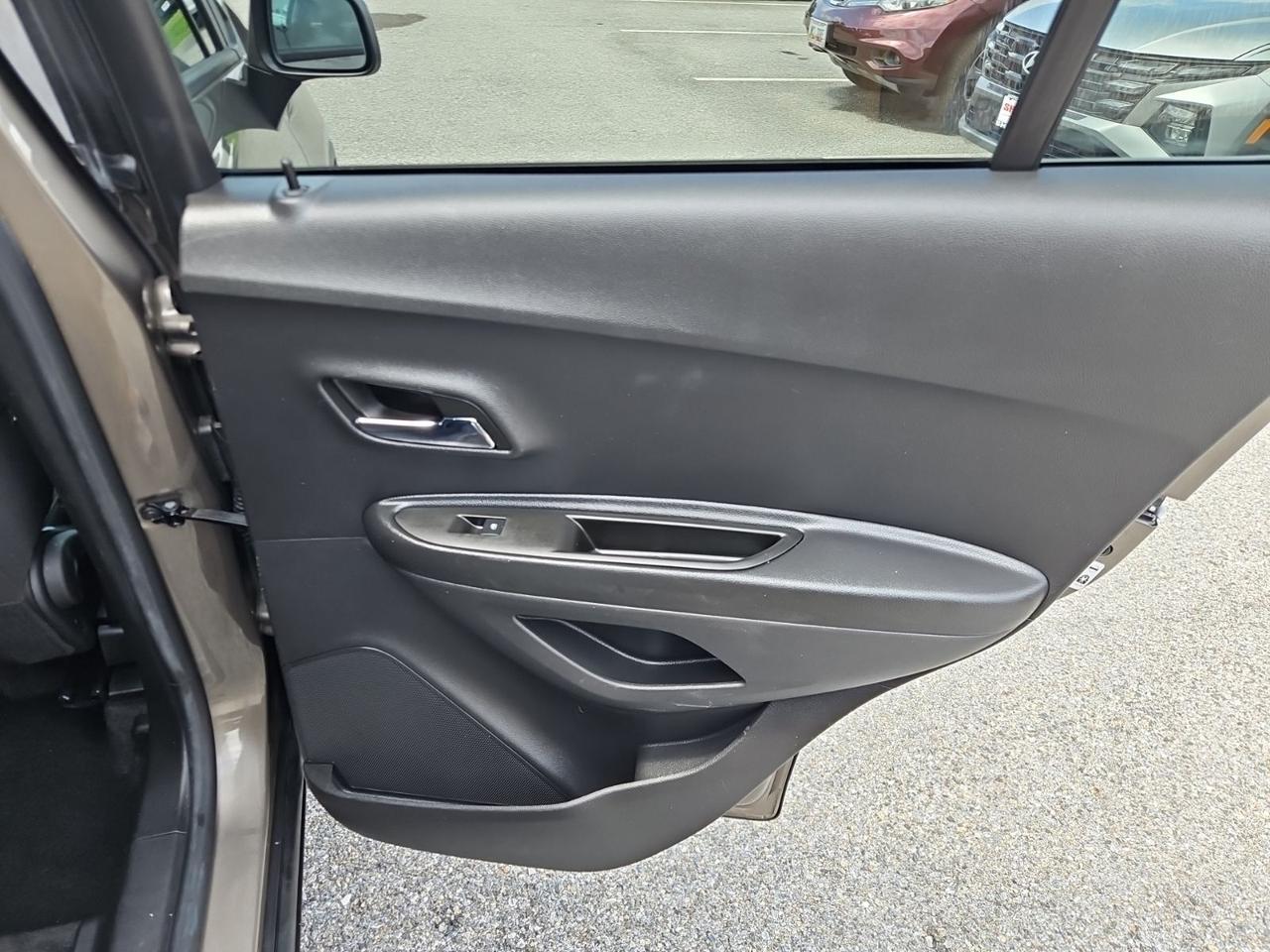 2022 Chevrolet Trax LS Waldorf MD