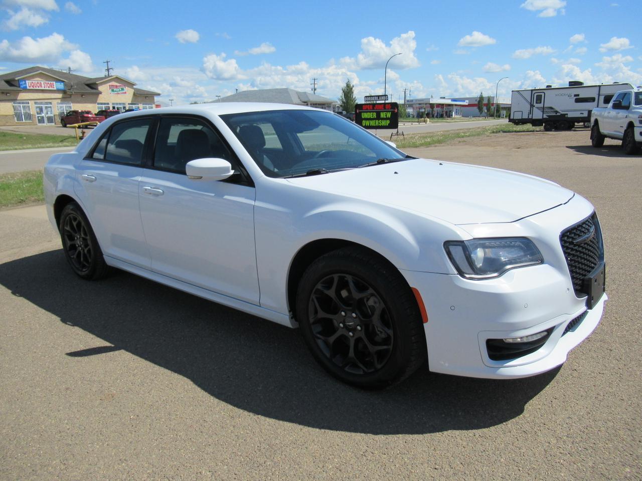 2022 Chrysler 300 300 Touring L High Level AB