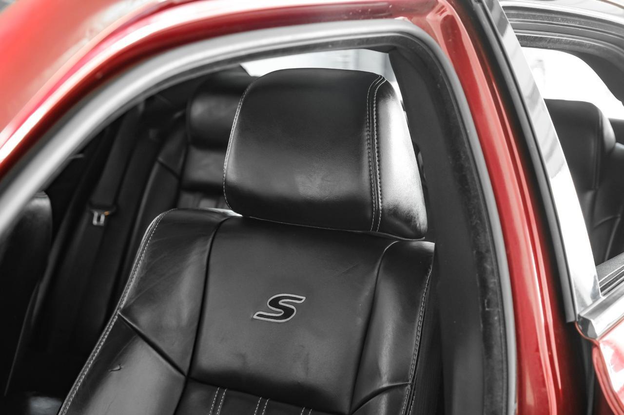 2022 Chrysler 300 S BLIND SPOT NAVIGATION PANORAMA LEATHER HEATED SEATS REAR CAMER Carrollton TX