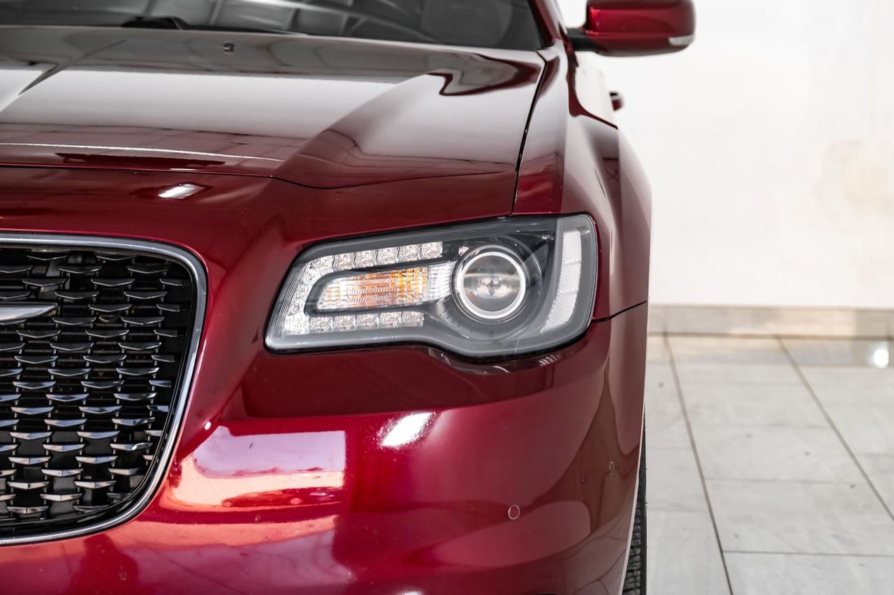 2022 Chrysler 300 S BLIND SPOT NAVIGATION PANORAMA LEATHER HEATED SEATS REAR CAMER Carrollton TX