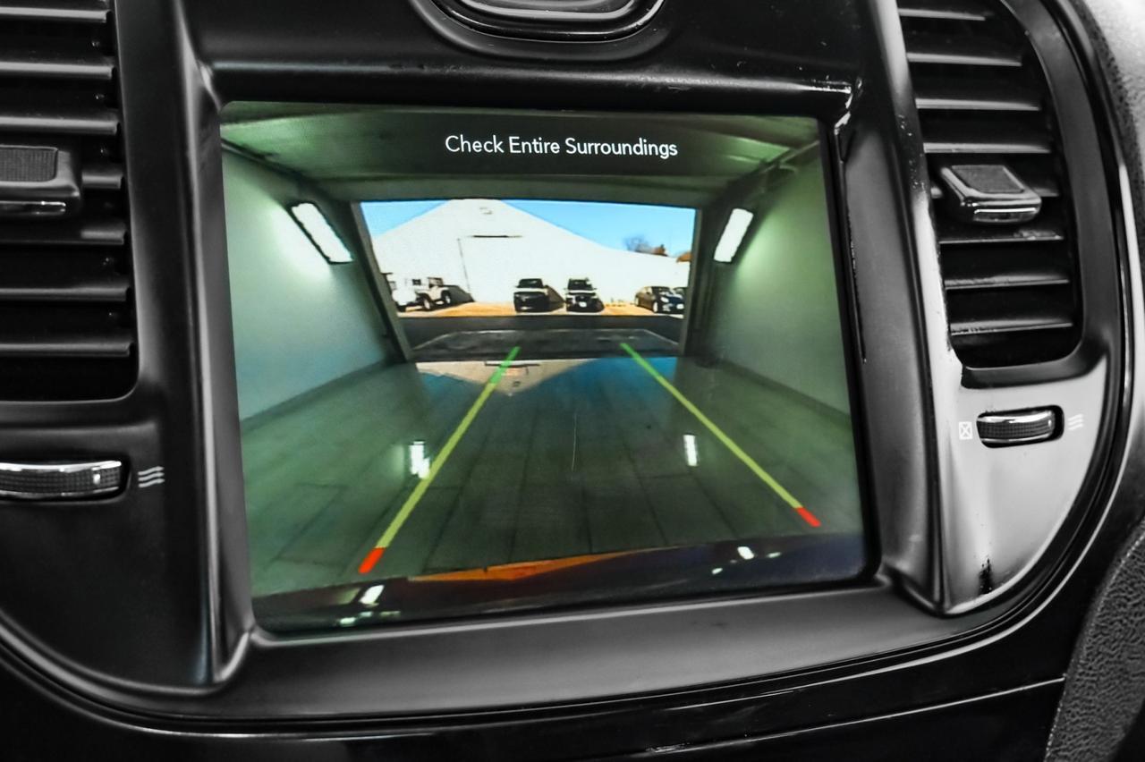 2022 Chrysler 300 S BLIND SPOT NAVIGATION PANORAMA LEATHER HEATED SEATS REAR CAMER Carrollton TX