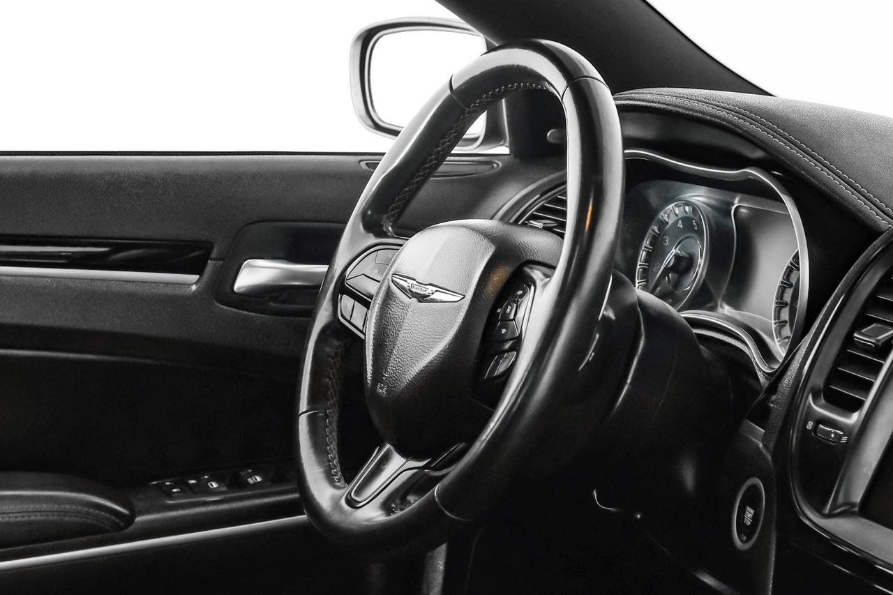 2022 Chrysler 300 S BLIND SPOT NAVIGATION PANORAMA LEATHER HEATED SEATS REAR CAMER Carrollton TX