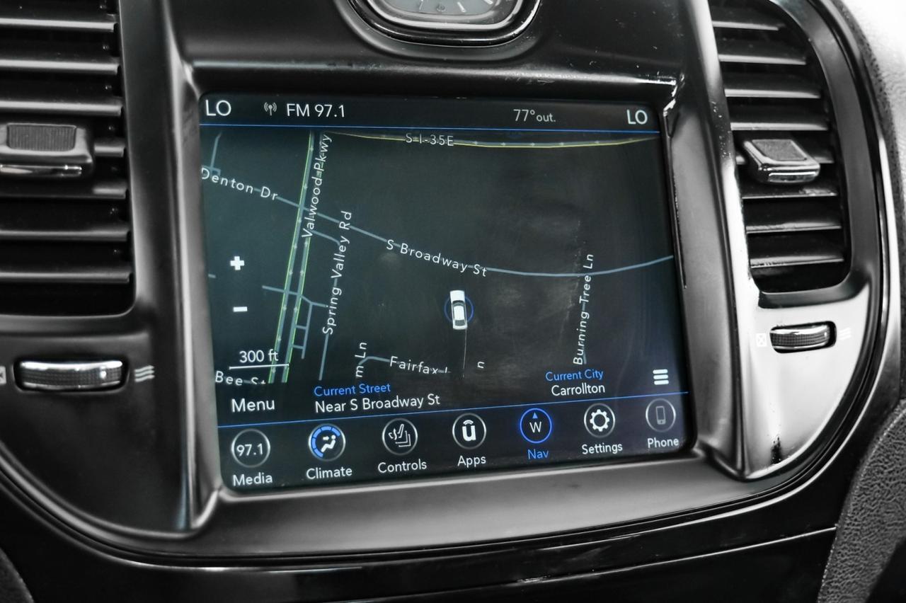 2022 Chrysler 300 S BLIND SPOT NAVIGATION PANORAMA LEATHER HEATED SEATS REAR CAMER Carrollton TX