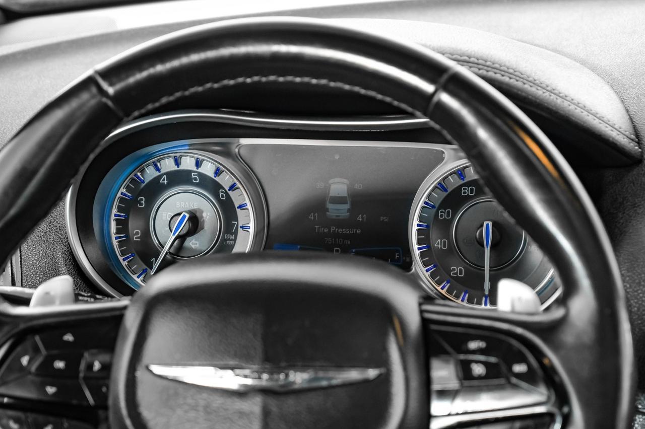 2022 Chrysler 300 S BLIND SPOT NAVIGATION PANORAMA LEATHER HEATED SEATS REAR CAMER Carrollton TX