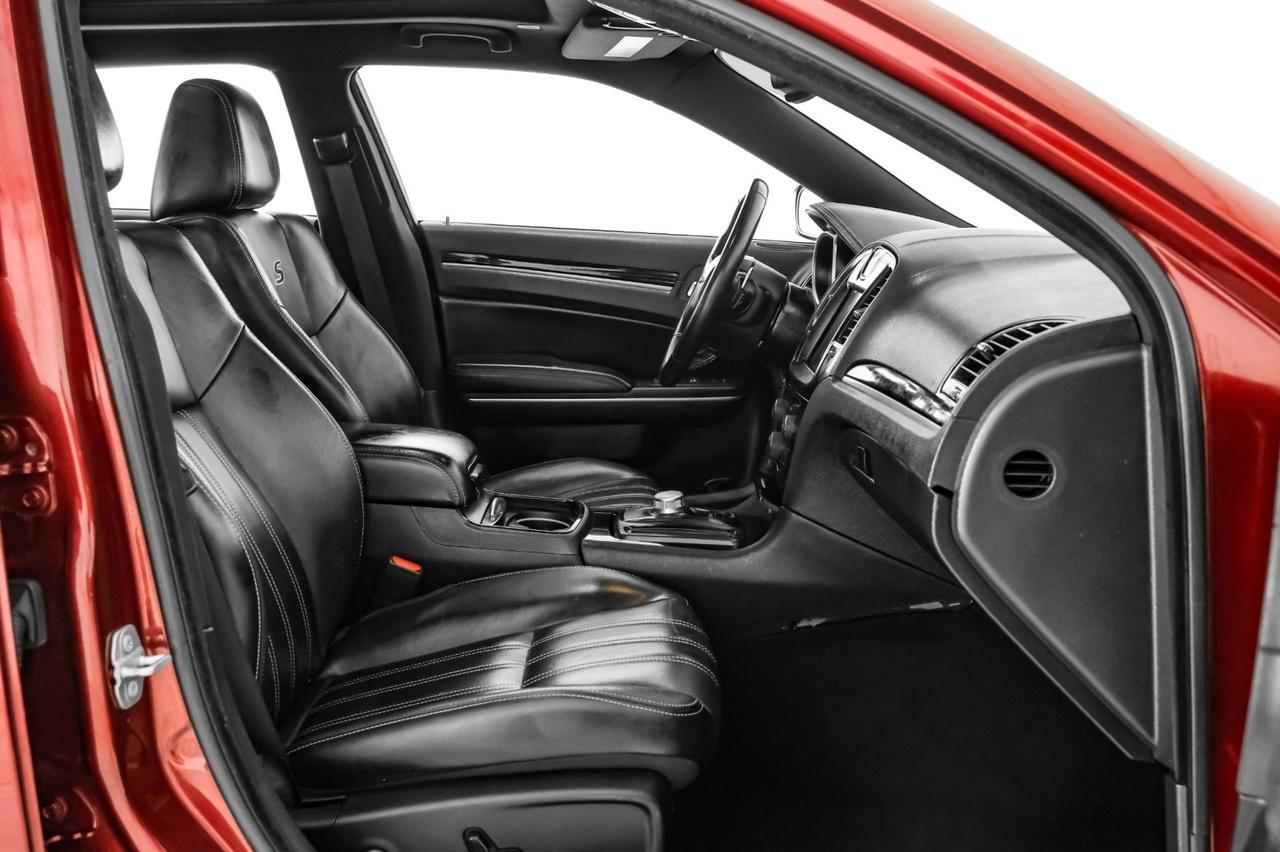 2022 Chrysler 300 S BLIND SPOT NAVIGATION PANORAMA LEATHER HEATED SEATS REAR CAMER Carrollton TX