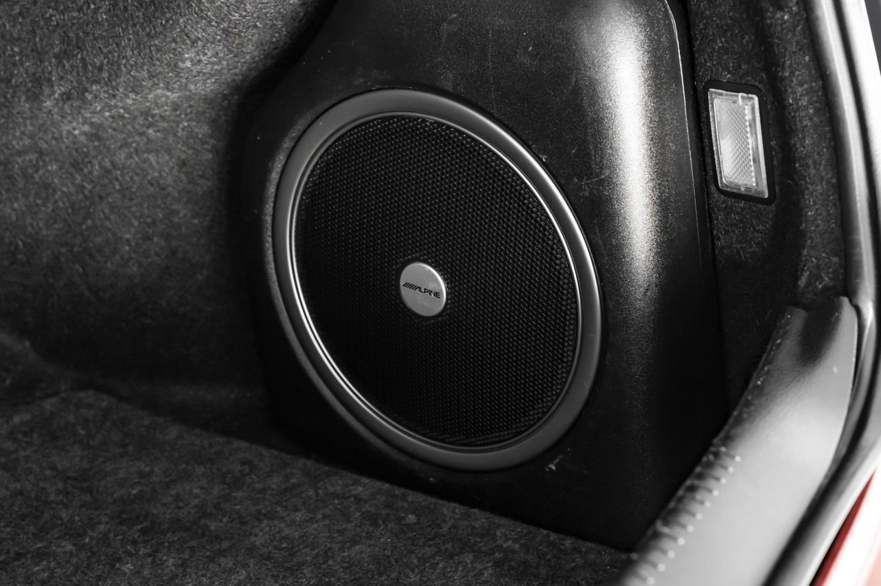 2022 Chrysler 300 S BLIND SPOT NAVIGATION PANORAMA LEATHER HEATED SEATS REAR CAMER Carrollton TX