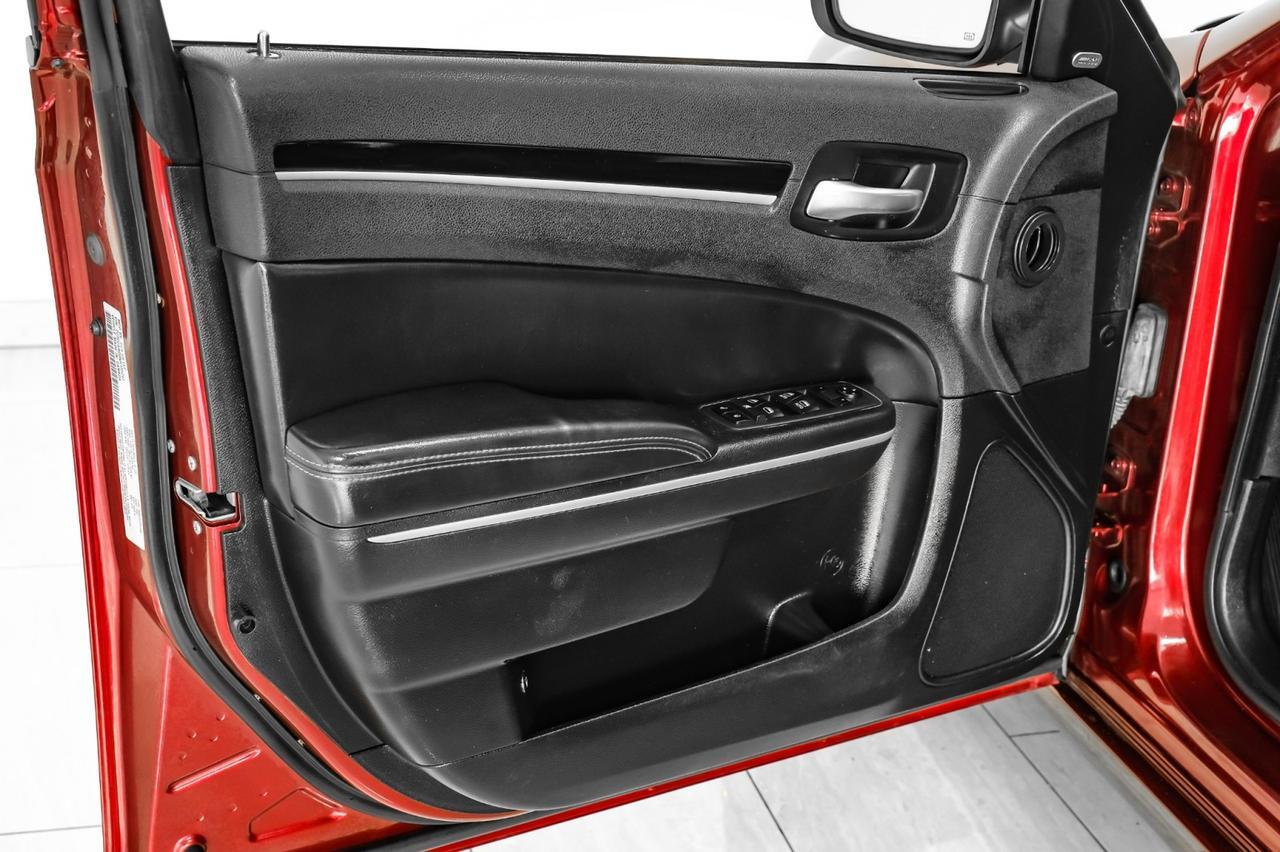 2022 Chrysler 300 S BLIND SPOT NAVIGATION PANORAMA LEATHER HEATED SEATS REAR CAMER Carrollton TX