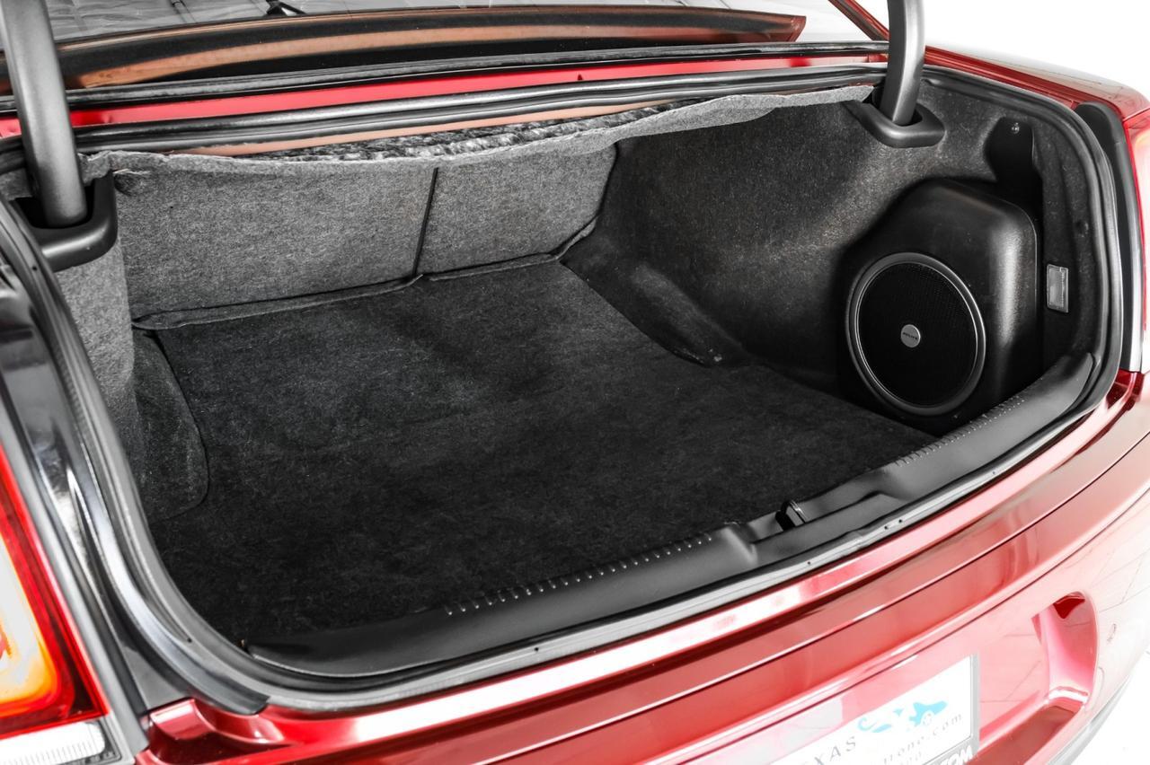 2022 Chrysler 300 S BLIND SPOT NAVIGATION PANORAMA LEATHER HEATED SEATS REAR CAMER Carrollton TX