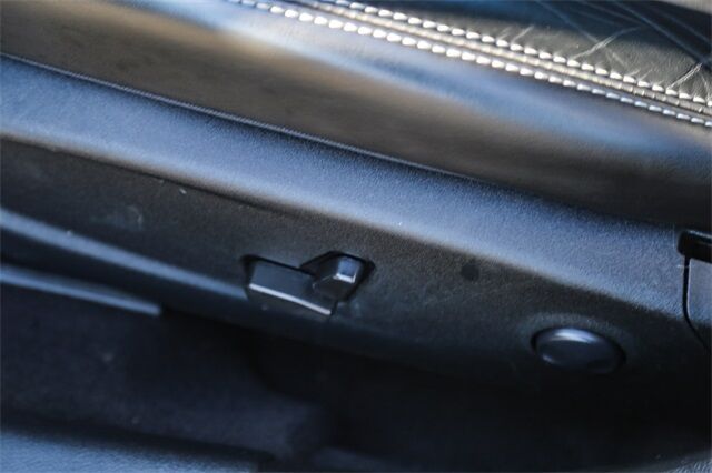 2022 Chrysler 300 S Tacoma WA