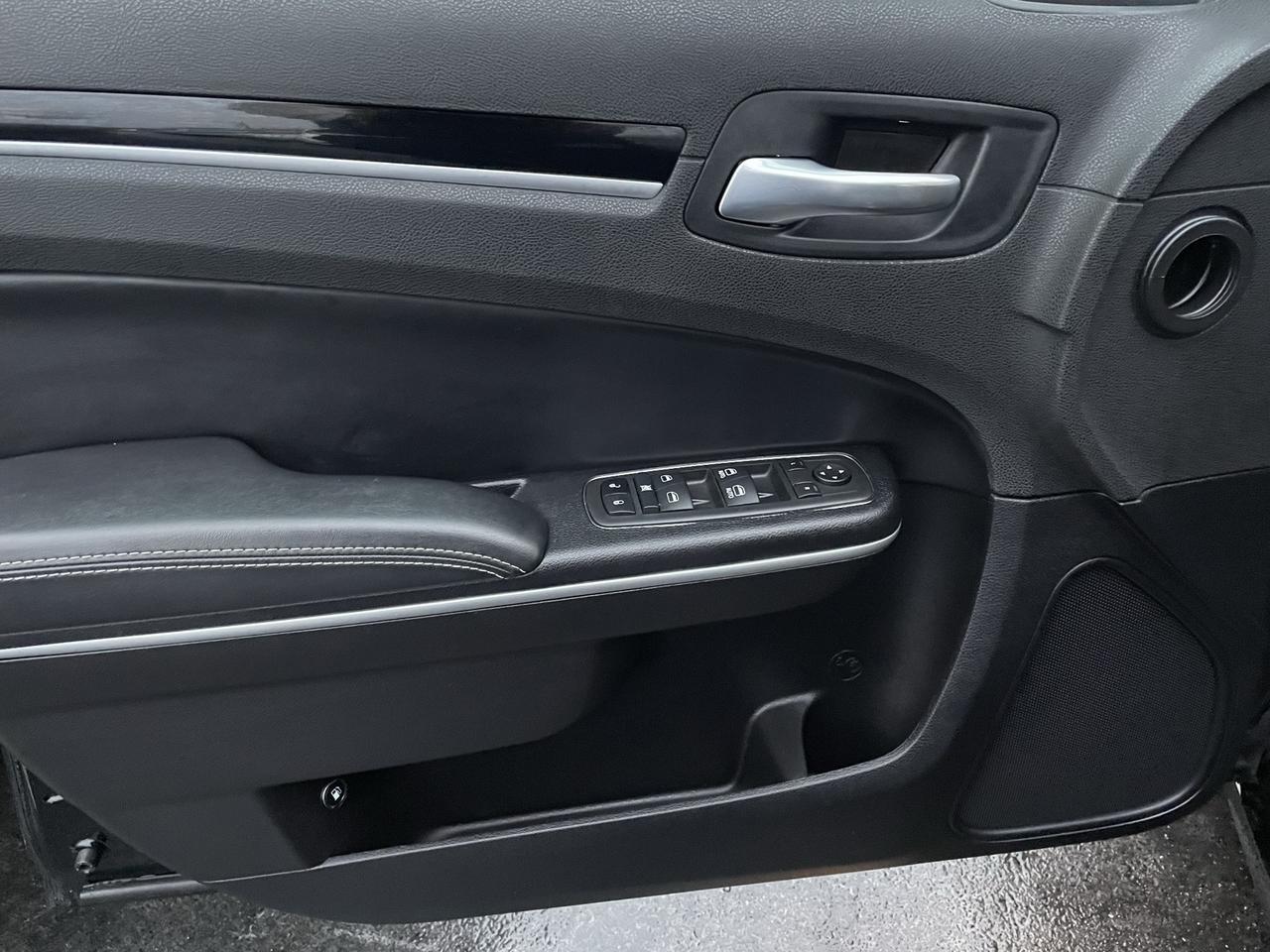 2022 Chrysler 300 S Alexandria VA