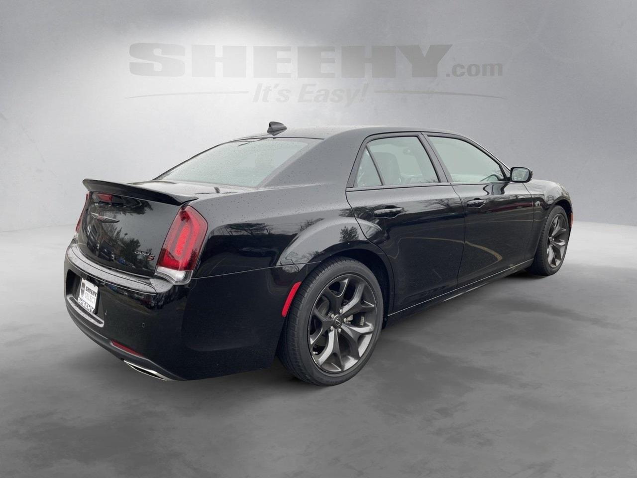 2022 Chrysler 300 S Alexandria VA