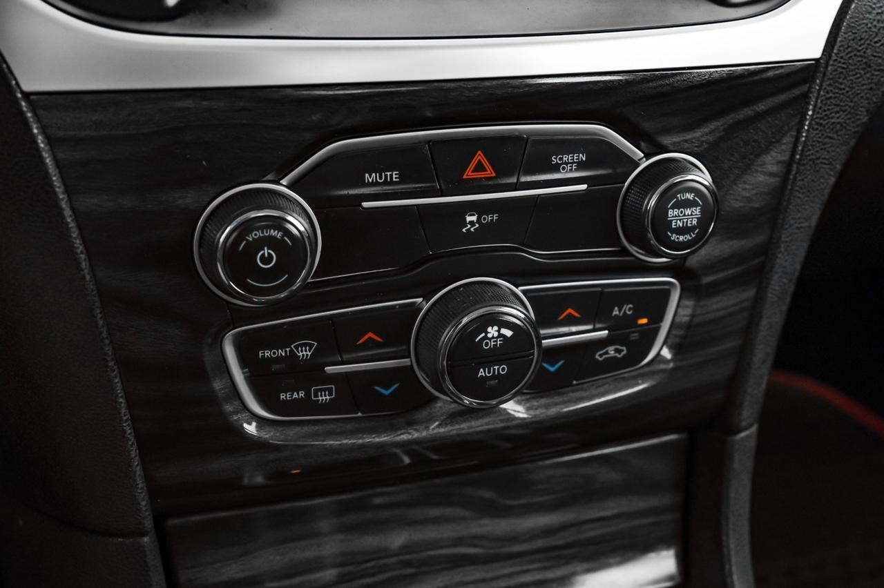 2022 Chrysler 300 TOURING LEATHER SEATS REAR CAMERA KEYLESS START BLUETOOTH POWER Carrollton TX