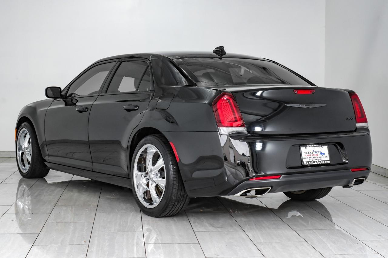 2022 Chrysler 300 TOURING LEATHER SEATS REAR CAMERA KEYLESS START BLUETOOTH POWER DRIVER SEAT Carrollton TX