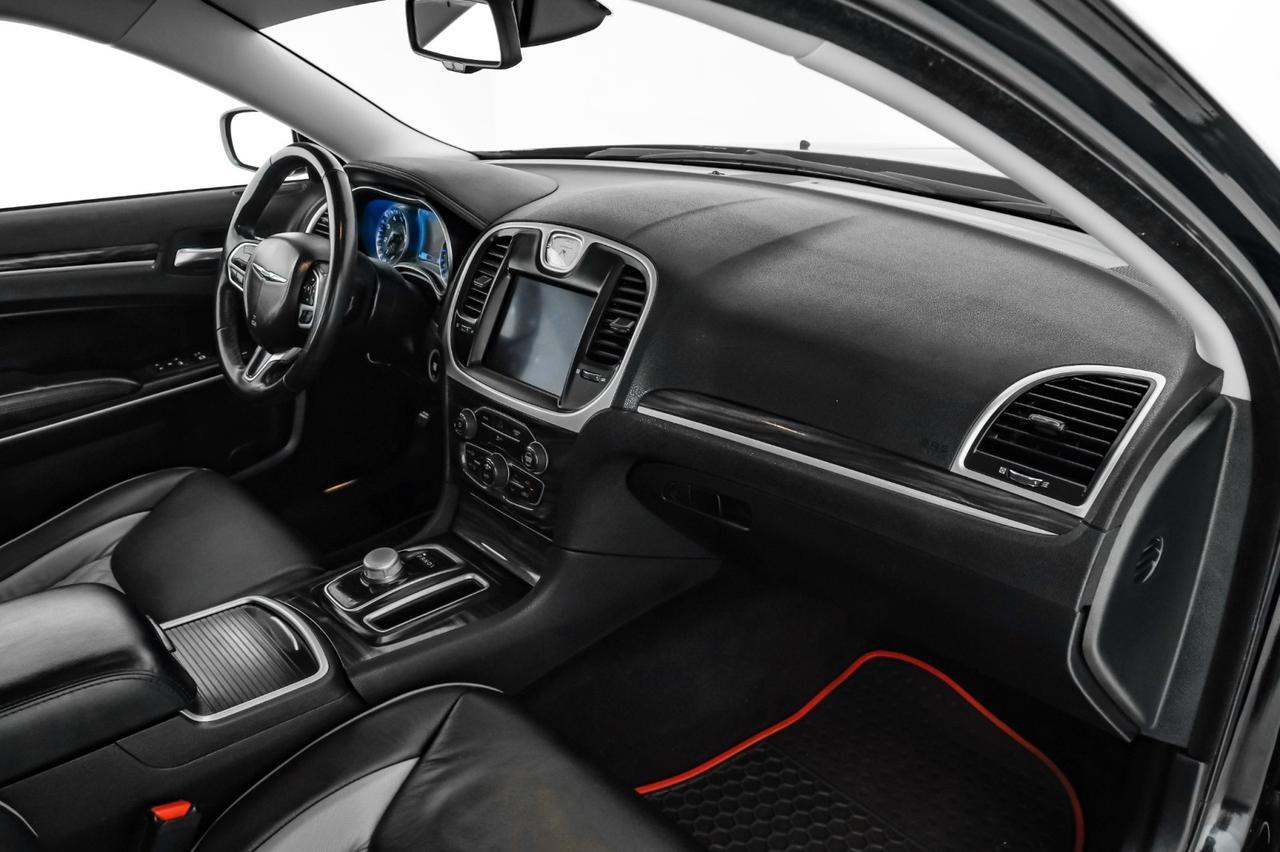 2022 Chrysler 300 TOURING LEATHER SEATS REAR CAMERA KEYLESS START BLUETOOTH POWER DRIVER SEAT Carrollton TX