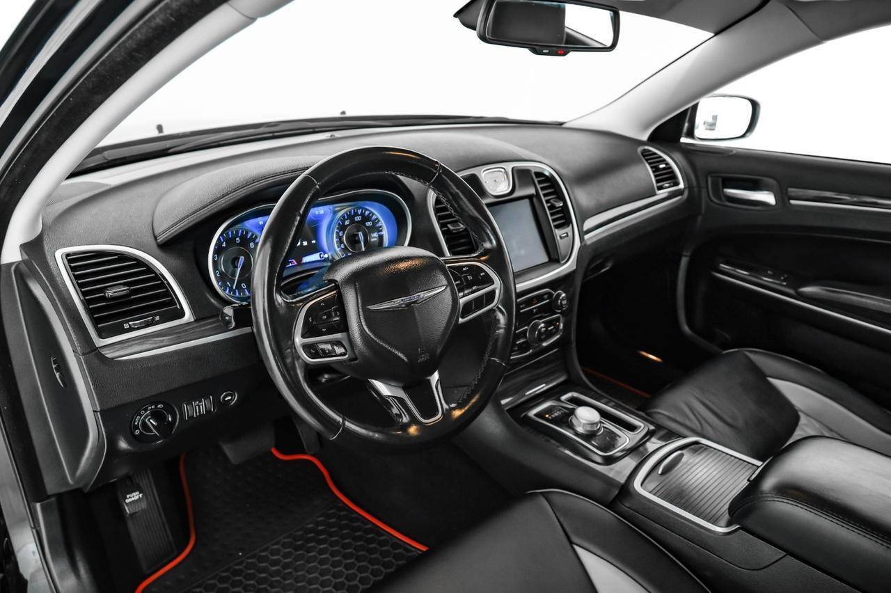 2022 Chrysler 300 TOURING LEATHER SEATS REAR CAMERA KEYLESS START BLUETOOTH POWER DRIVER SEAT Carrollton TX