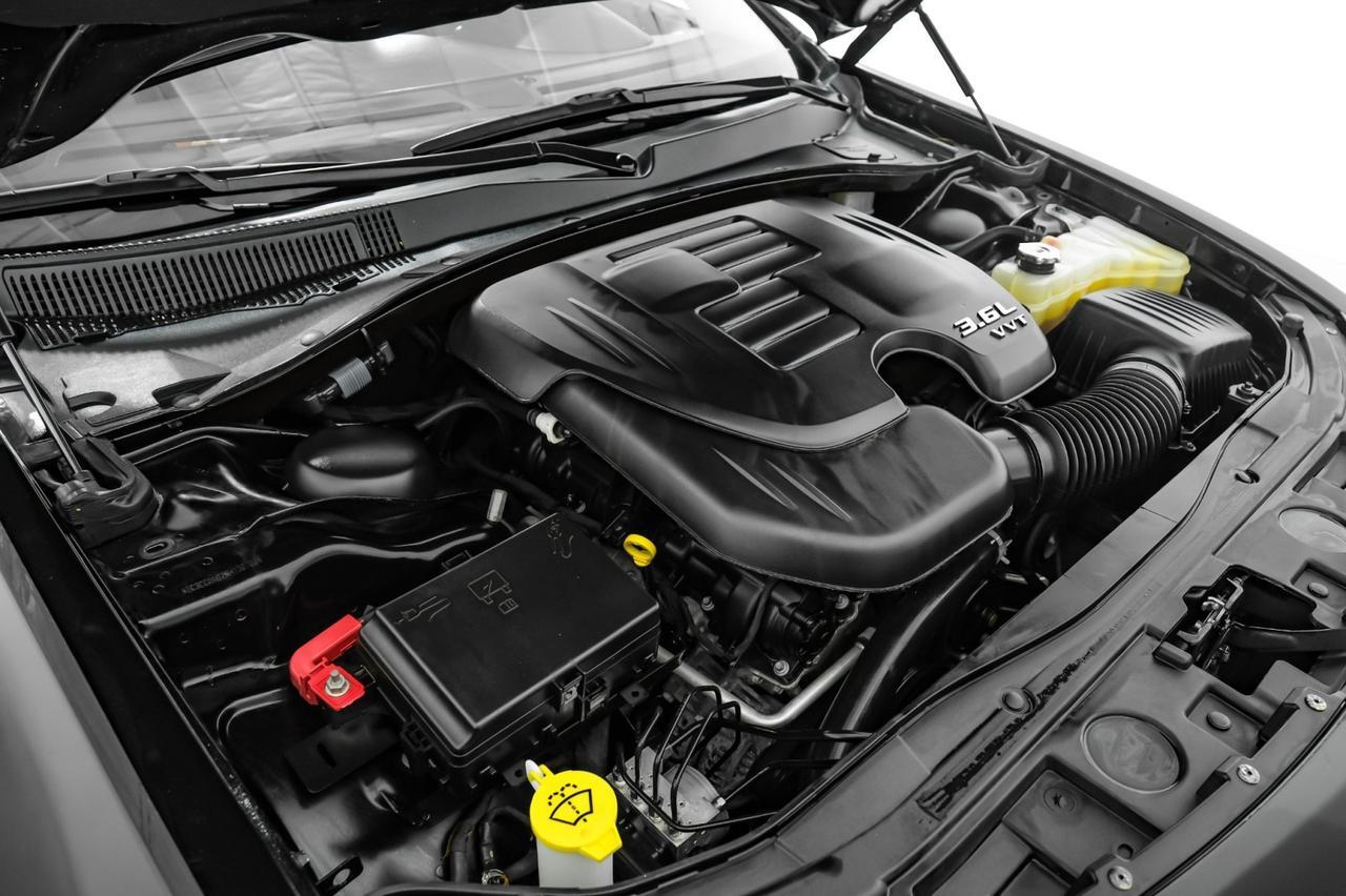 2022 Chrysler 300 TOURING LEATHER SEATS REAR CAMERA KEYLESS START BLUETOOTH POWER DRIVER SEAT Carrollton TX