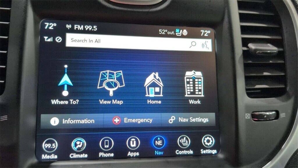 2022 Chrysler 300 Touring Royal Oak MI