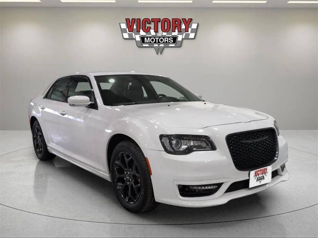 2022 Chrysler 300 Touring Royal Oak MI