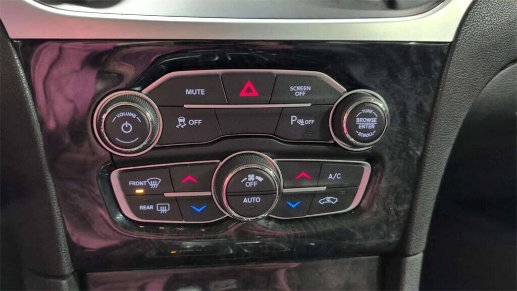 2022 Chrysler 300 Touring Royal Oak MI
